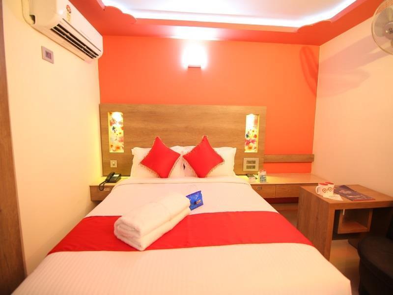 Hotel A J Park Alappuzha Dış mekan fotoğraf