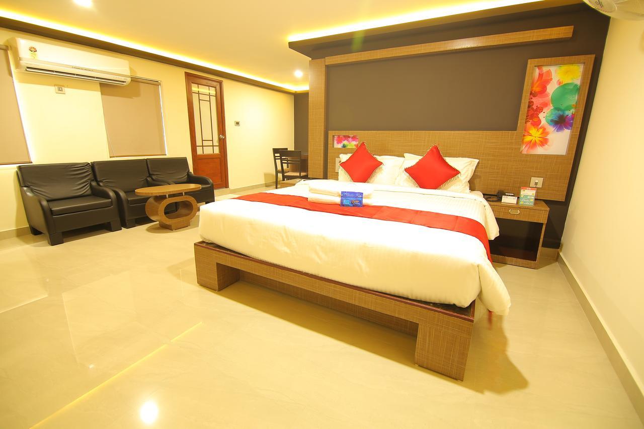 Hotel A J Park Alappuzha Dış mekan fotoğraf