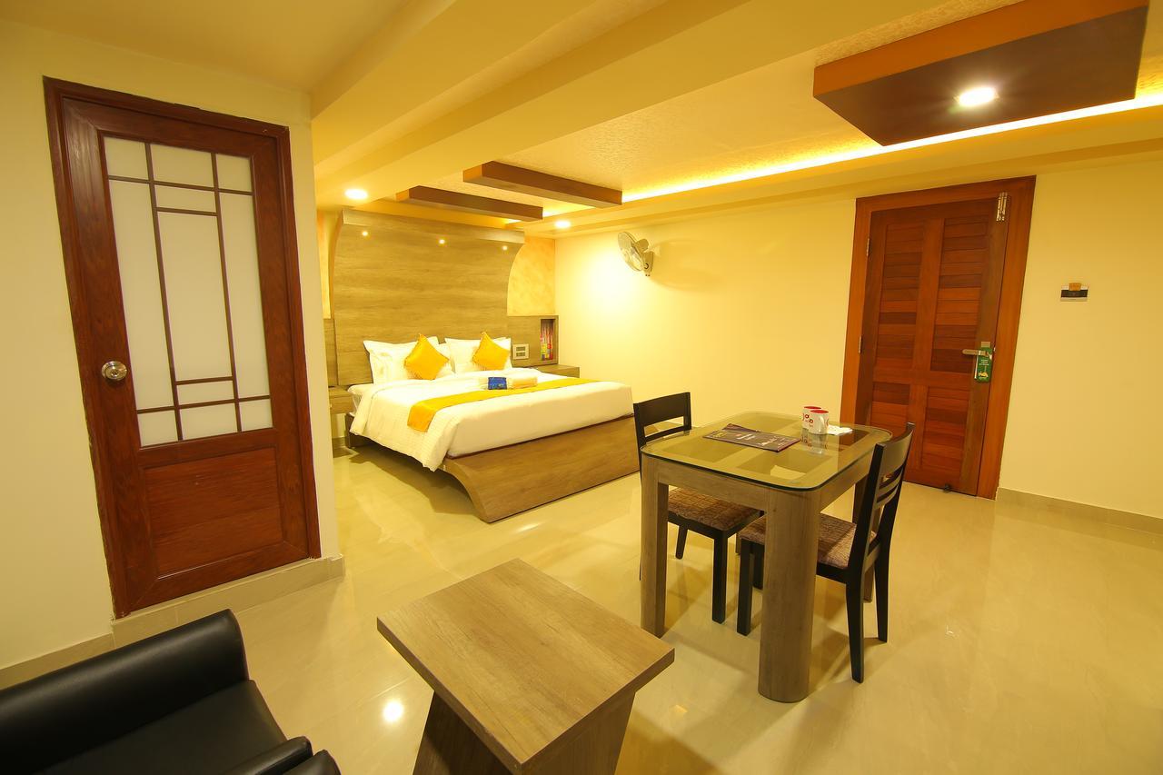 Hotel A J Park Alappuzha Dış mekan fotoğraf
