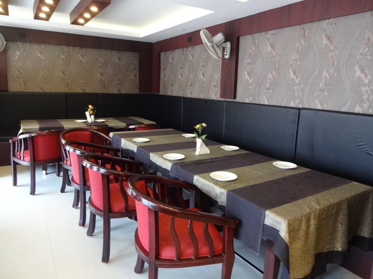 Hotel A J Park Alappuzha Dış mekan fotoğraf