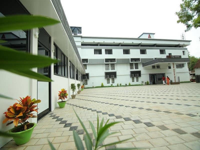 Hotel A J Park Alappuzha Dış mekan fotoğraf