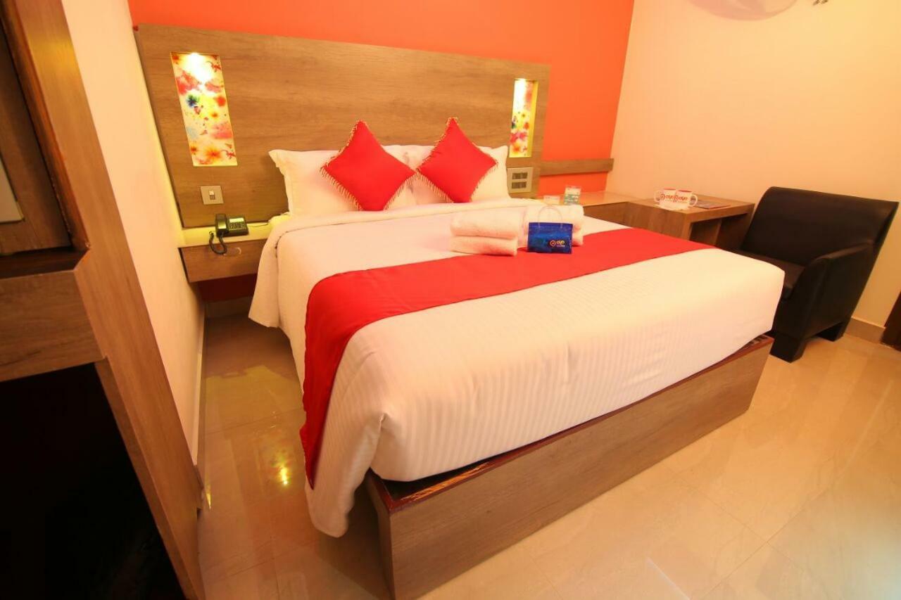 Hotel A J Park Alappuzha Dış mekan fotoğraf